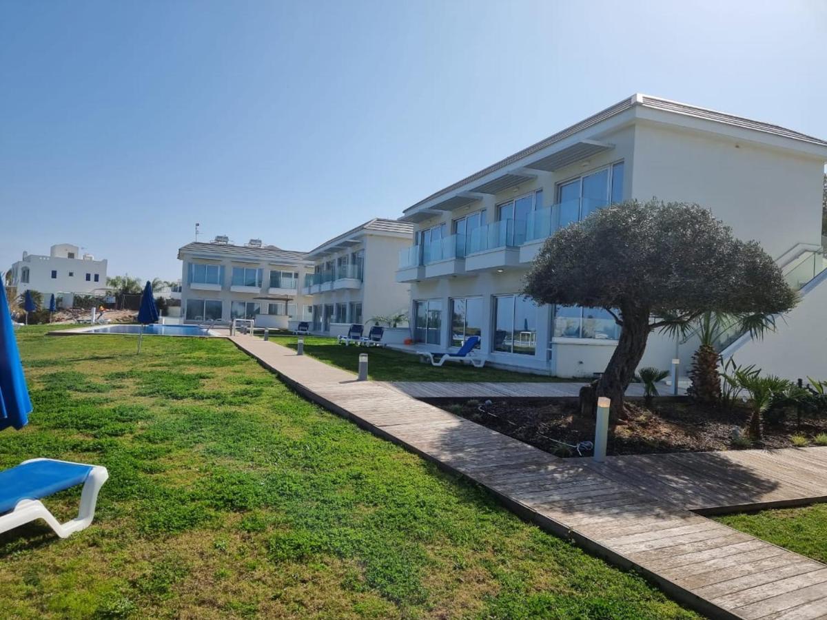 Ocean Suites Luxury Apartments Protaras Eksteriør bilde