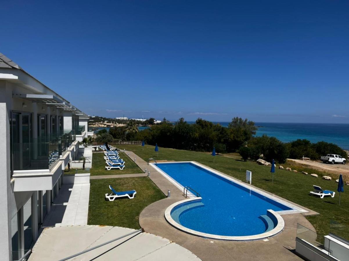 Ocean Suites Luxury Apartments Protaras Eksteriør bilde